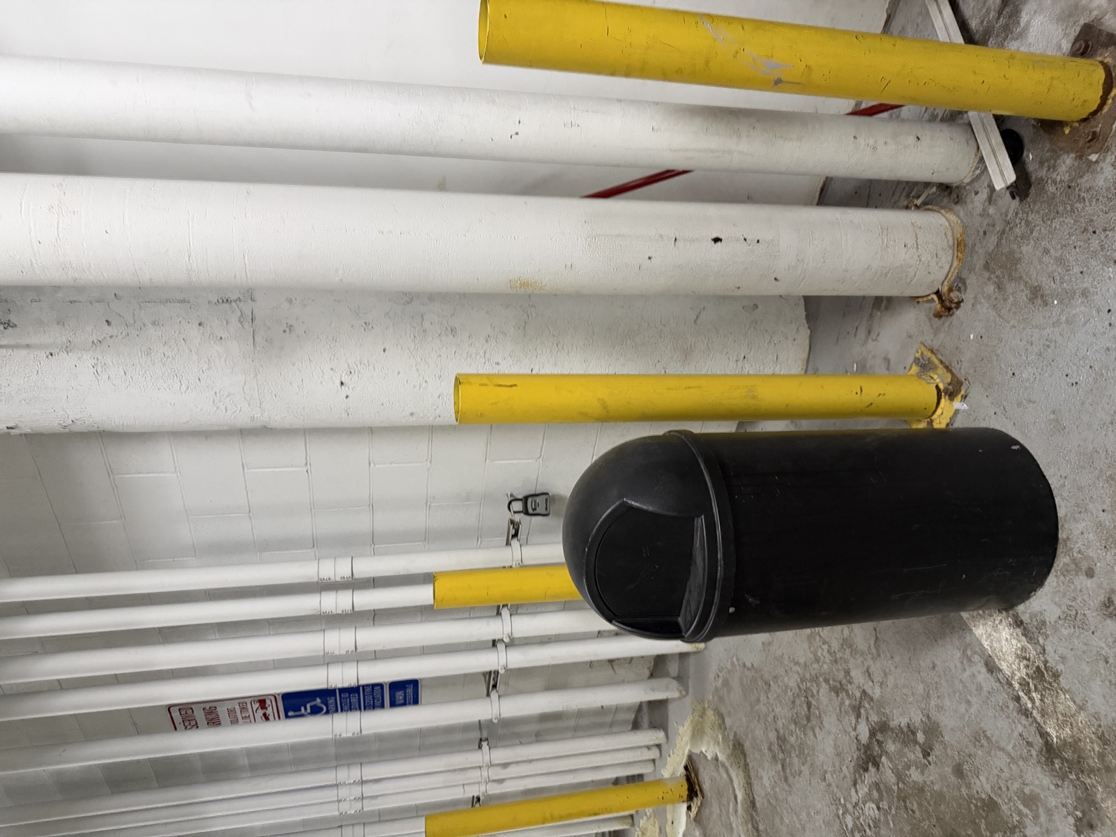 Garage 2 - 4
